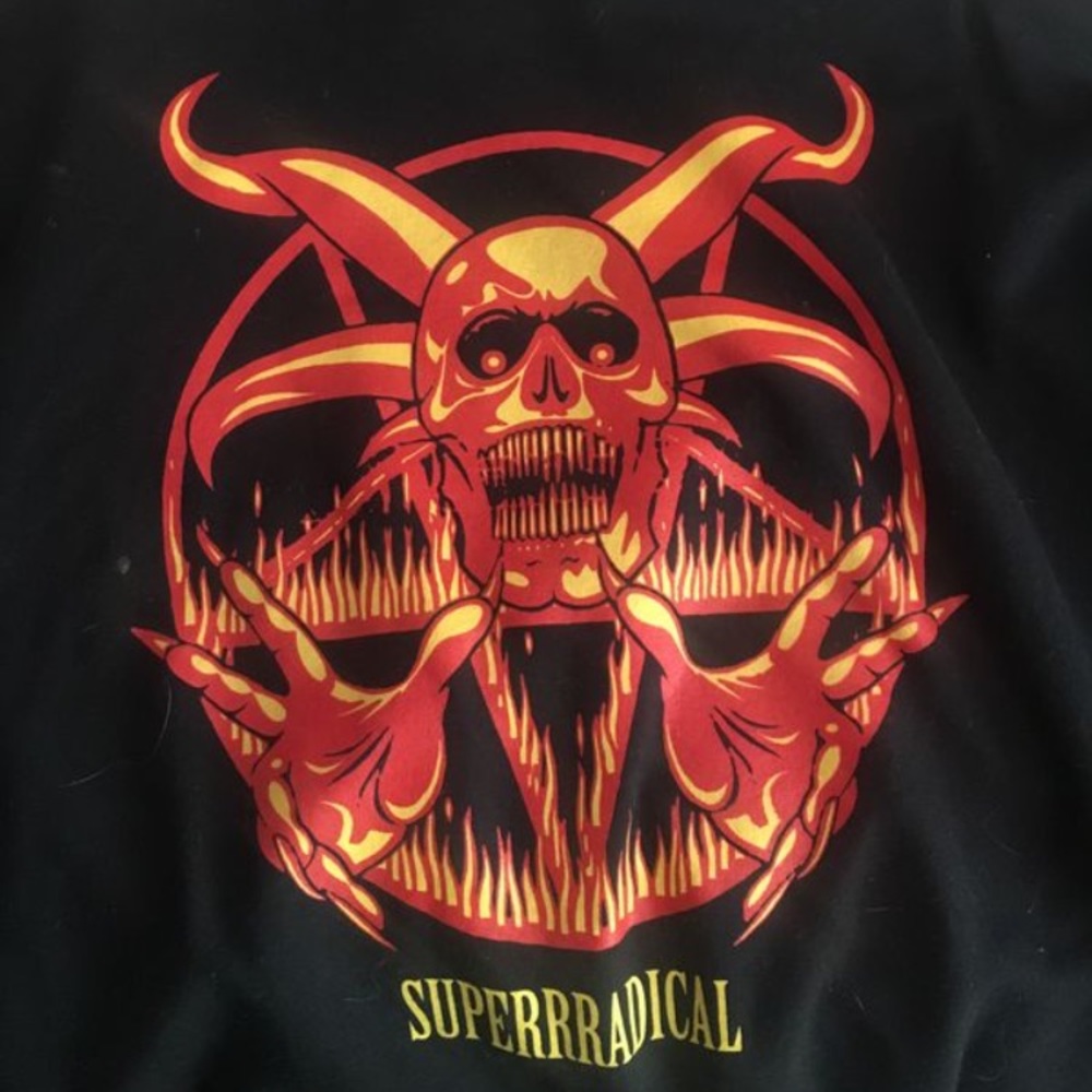 SUPERRRADICAL DS CREWNECK! TRADES WELCOME